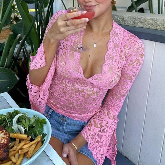 ๐ Dramatic Sheer Lace Bell Sleeve Top - Y2K Style! ๐ค - Picture 2 of 6